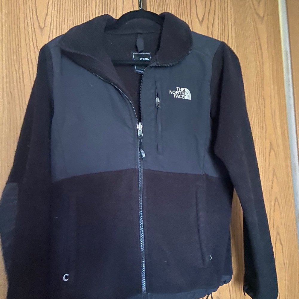 North Face women’s small black jacket